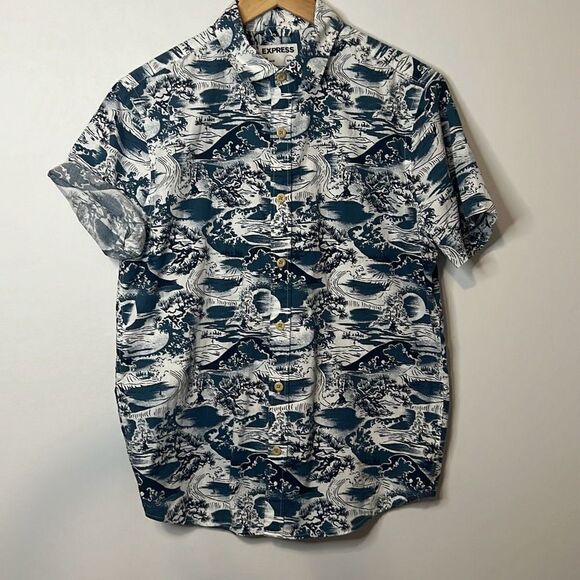 Express Men’s Medium Short Sleeve Button Down Camp Hawaiian Shirt Slim Soft Wash - Picture 1 of 6